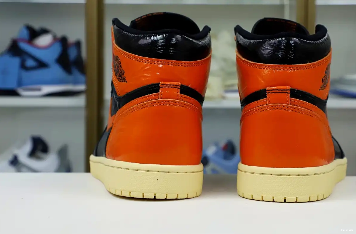 'SHATTERED JORDAN 1 AIR BACKBOARD OG HIGH RETRO 3.0' 0706